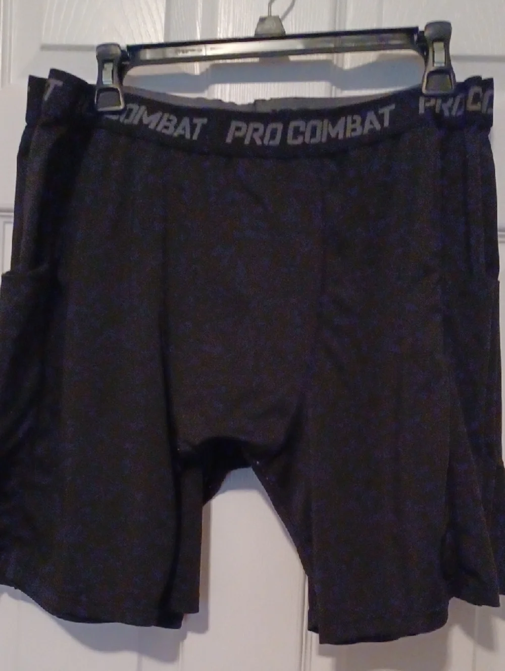 -- 3 PRO COMBAT Black Mens Compression Shorts with Side Pockets Size XL